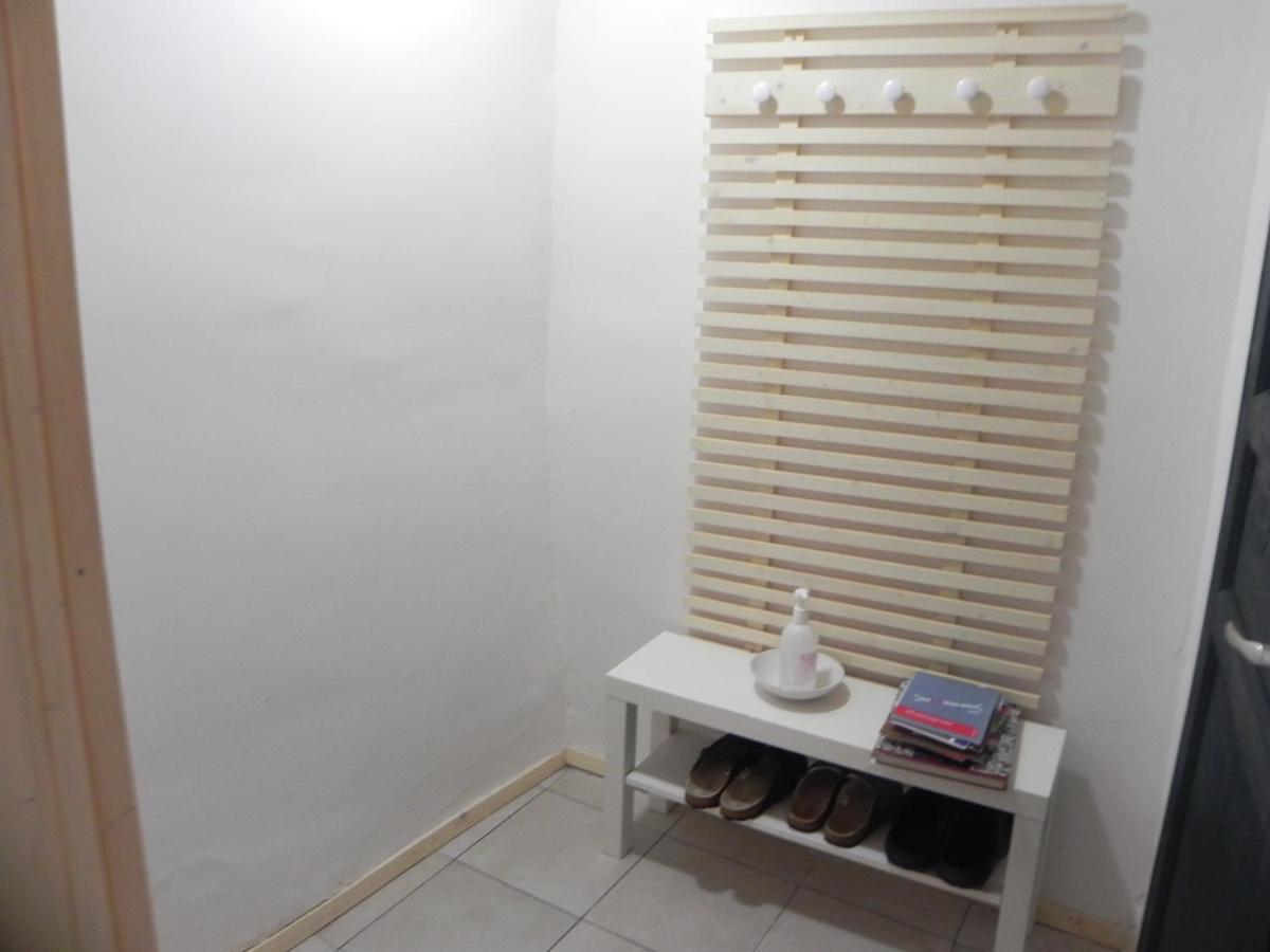 Apartmaji Hedera Комен Екстер'єр фото